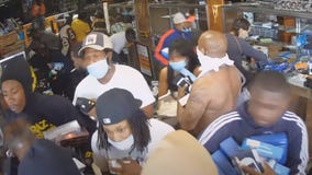 Chicago police release wild video of suspects looting store amid protests