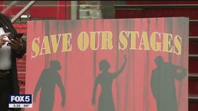 Schumer calls for federal aid for Broadway theaters