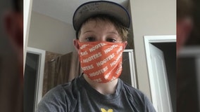 Hooters offers free wings to 5th grader told to remove mask in class