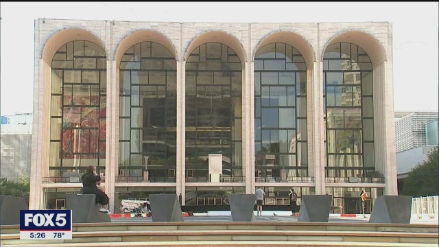 Met Opera cancels entire 2020-21 season