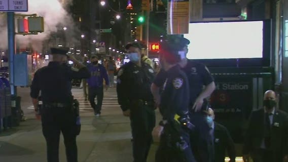 Man shot in back on West Village subway platform