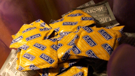 All middle and high schools in Vermont to offer free condoms