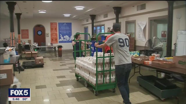 New Yorkers stepping up to help during COVID-19