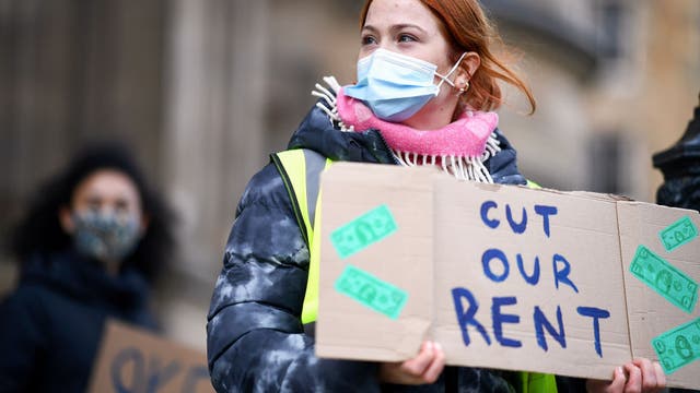 Europe, U.S. watch cases surge, debate new COVID-19 restrictions