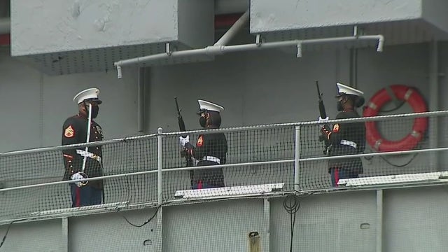 Veterans Day 2020: Vehicle caravan replaces parade in New York