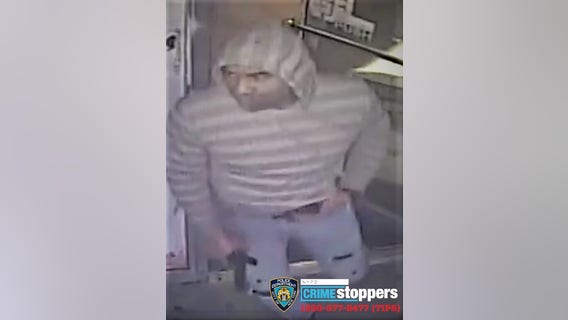 Armed robber drops gun inside Brooklyn deli