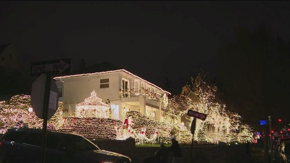 COVID-19 means a toned-down Christmas light show in Dyker Heights