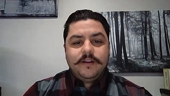 EMT who tried to save man who died of COVID-19 on flight says health officials didn't contact him for 10 days