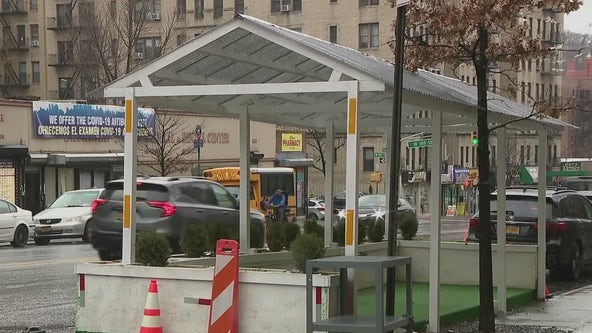 Outdoor dining pause