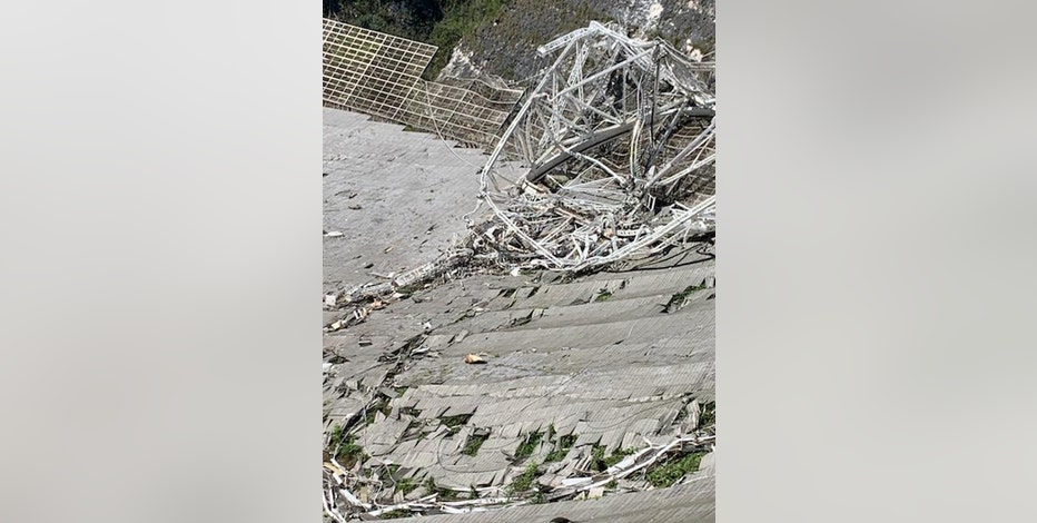 Damaged Arecibo radio telescope in Puerto Rico collapses