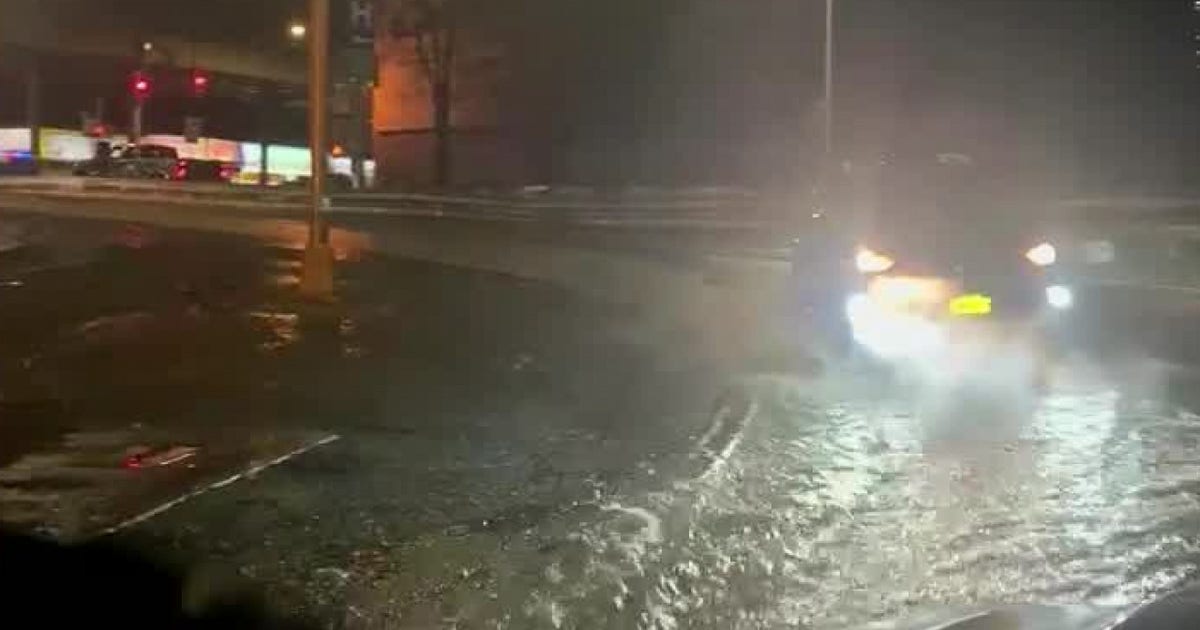 Water main break floods Cross Bronx Expressway | FOX 5 New York