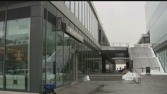 Despite snowfall, vaccine distribution continues on Staten Island