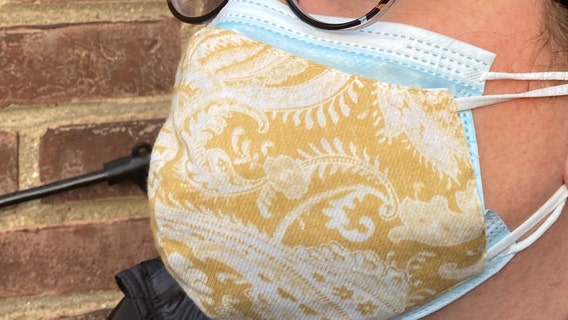 Wearing 2 masks required to enter some federal courthouses in NY