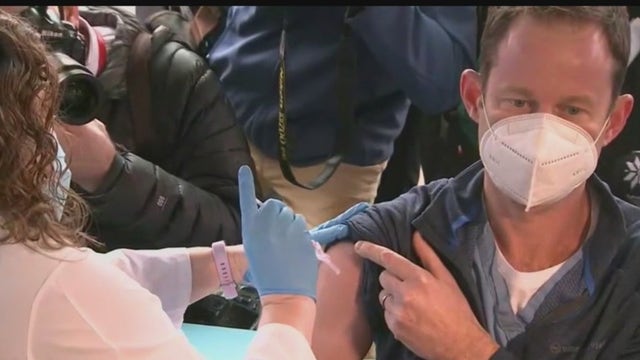 Cuomo: NY to begin vaccinating people with health problems Feb. 15