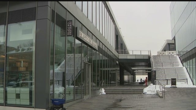 Despite snowfall, vaccine distribution continues on Staten Island