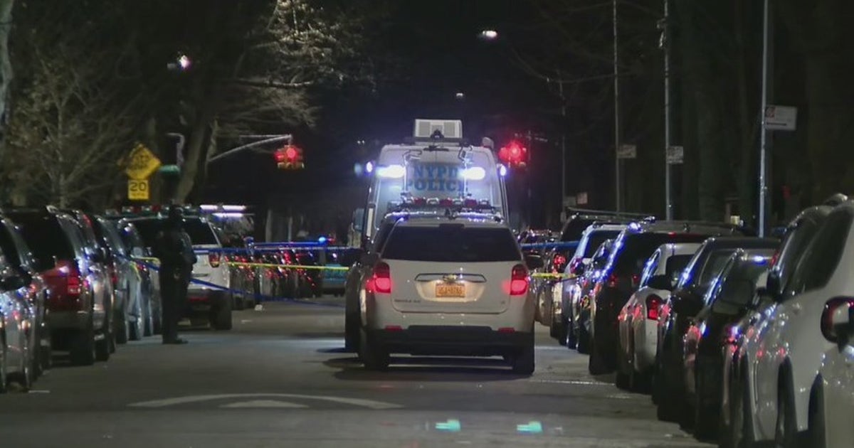 2 NYPD officers shot while responding to 911 call in Brooklyn | FOX 5 ...