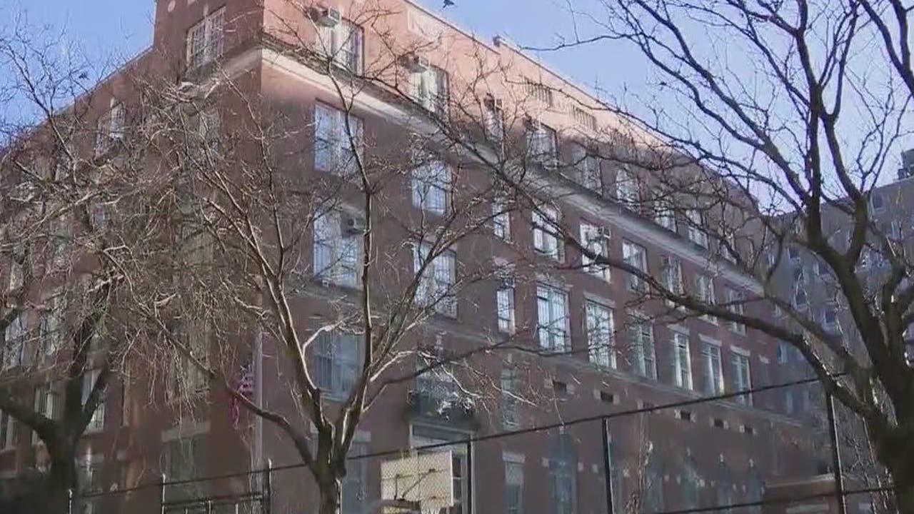 New York City Public High Schools Reopen For First Time Since November ...