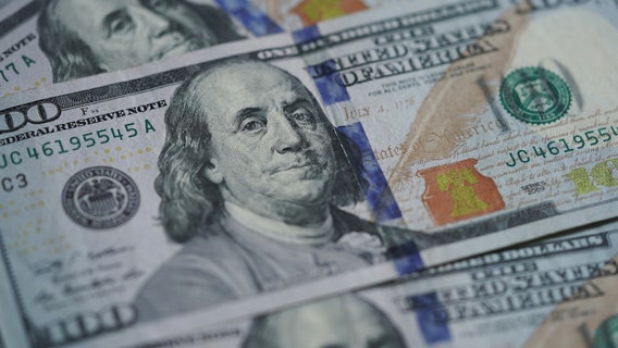 IRS tax refund schedule 2025: How to track your status and avoid delays