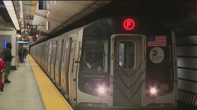 Union sues MTA over crowded subways