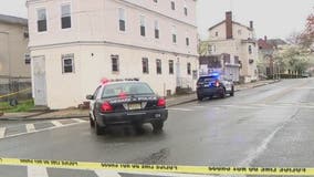 2-year-old girl shot in Newark expected to recover