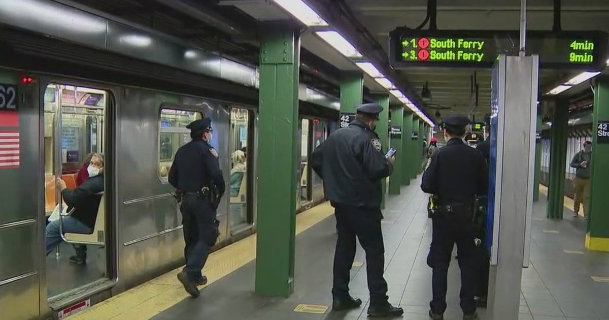 Man slashed in face at Times Square subway station | FOX 5 New York