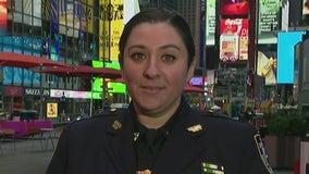 Hero NYPD cop recounts rescue of girl shot in Times Square