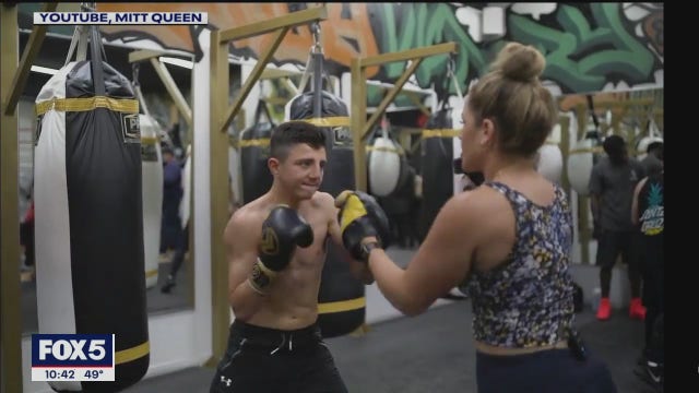 Meet The Mitt Queen, the woman with amazing boxing speed work