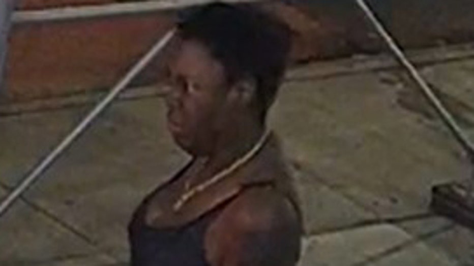 The NYPD wants to find the assailant who attacked two women with a hammer.