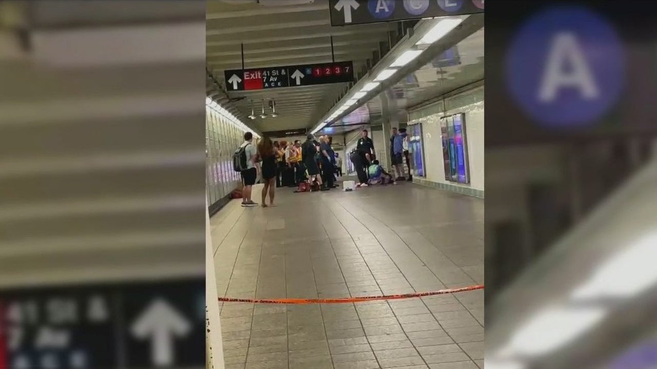 Man Slashed In The Head In Unprovoked Subway Attack | FOX 5 New York