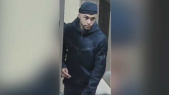 NYPD looking for person of interest in Bronx shooting