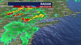 Powerful thunderstorms cause flooding in NY, NJ