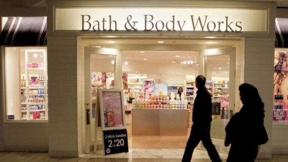 Police: Florida man steals candles, sprays Bath and Body Works patrons with bear mace