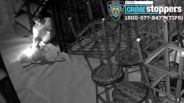 Man captured on video lighting Manhattan bar on fire
