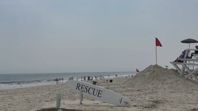 Lifeguard shortage has parents and beachgoers on edge