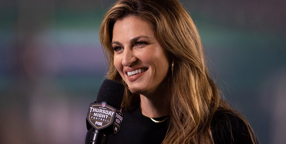 Fox Sports Reporter Erin Andrews Is Still Not Busy Enough