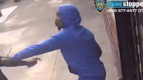 Man stabbed repeatedly on Brooklyn street