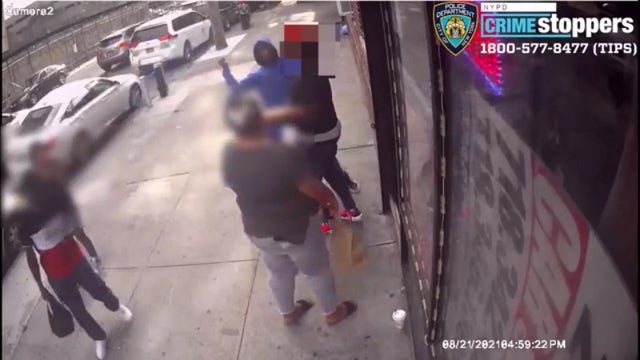 NYPD identify suspect in violent Brooklyn stabbing
