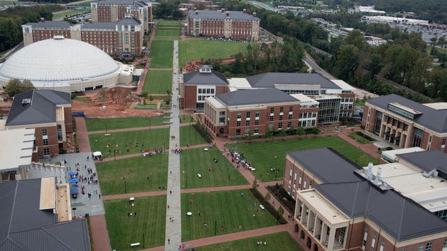 Liberty University orders campus-wide quarantine amid COVID-19 spike
