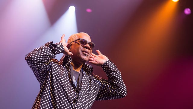 Sax player Dennis Thomas of Kool & The Gang dies at 70