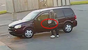 Man tried to bomb phone stores to prevent spread of porn, prosecutors claim