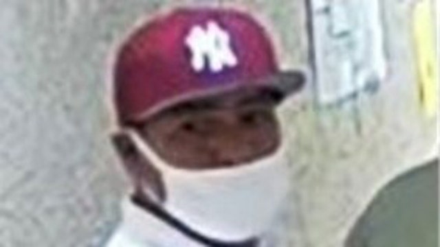 Violent robber targets Bronx elderly people: Cops