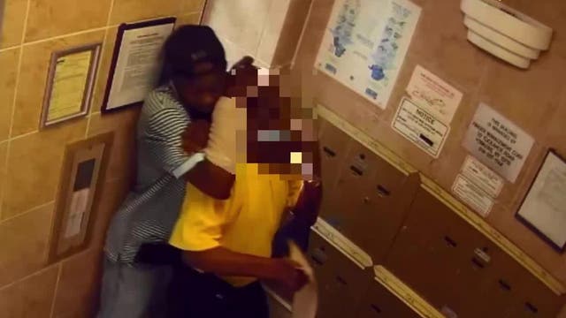 Robber put elderly man in chokehold, stole $500 in cash: NYPD