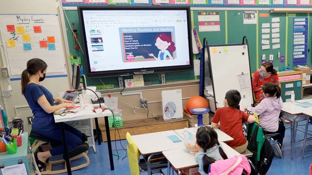 NYC teachers ask Supreme Court to block vaccine mandate