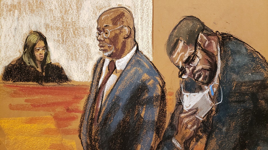 Sketching showing R Kelly pulling down his mask; judge sits behind the bench and a lawyer is near him
