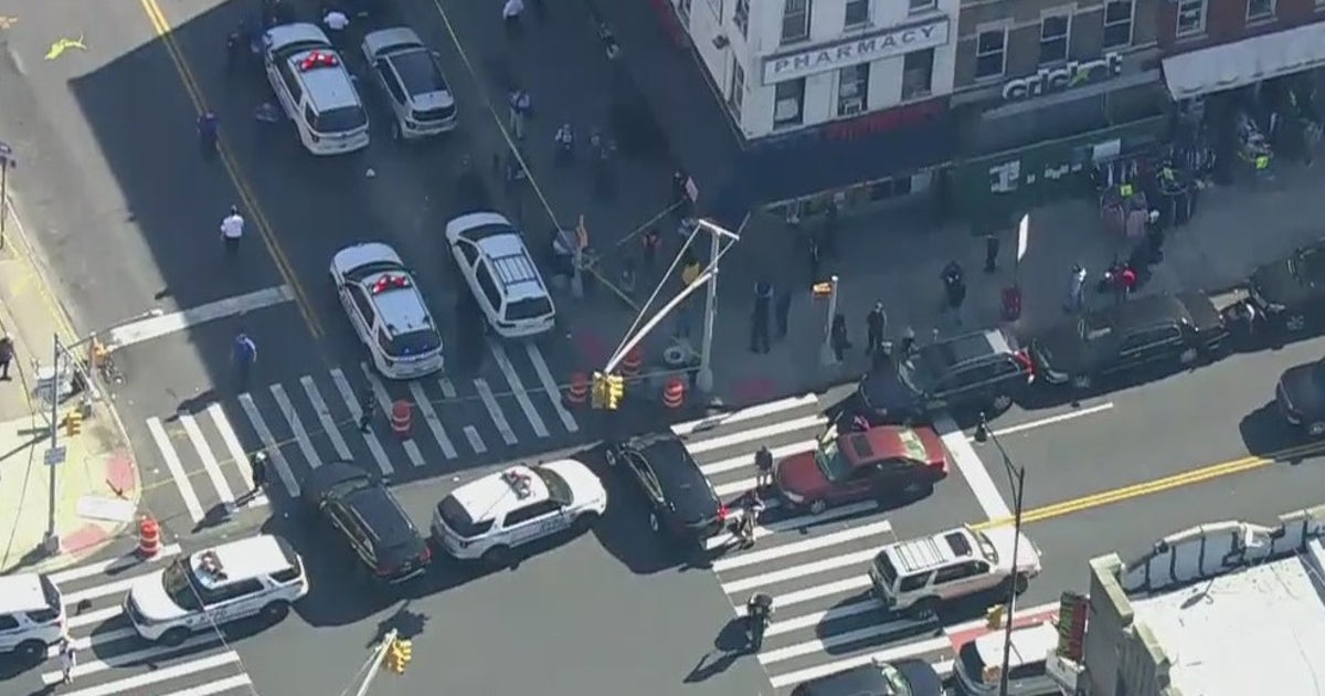 IN BROAD DAYLIGHT: 4 men shot in busy Brooklyn street | FOX 5 New York