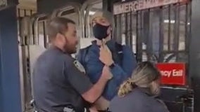 2 NYPD officers disciplined for pushing man out of subway station
