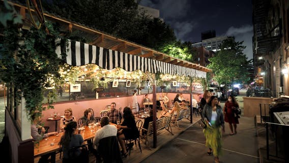 De Blasio: Just 15 businesses fined over NYC vaccine mandate