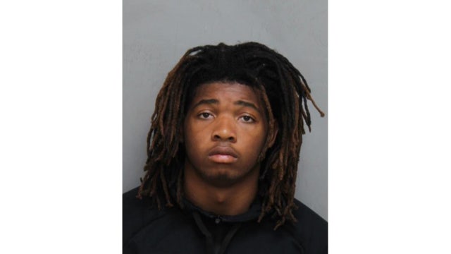 College football player accused of beating Tinder date to death