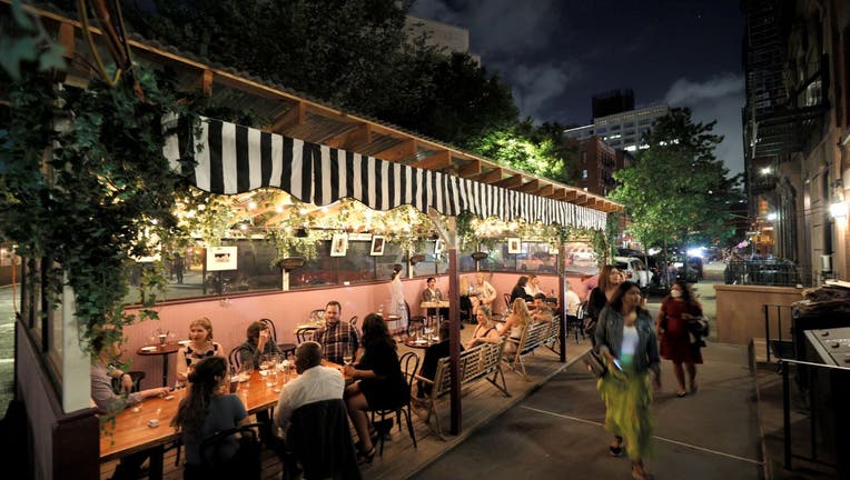 Patrons support Restaurant Relief Night hosted by Food Bank For New York City and Eater at Niche Niche