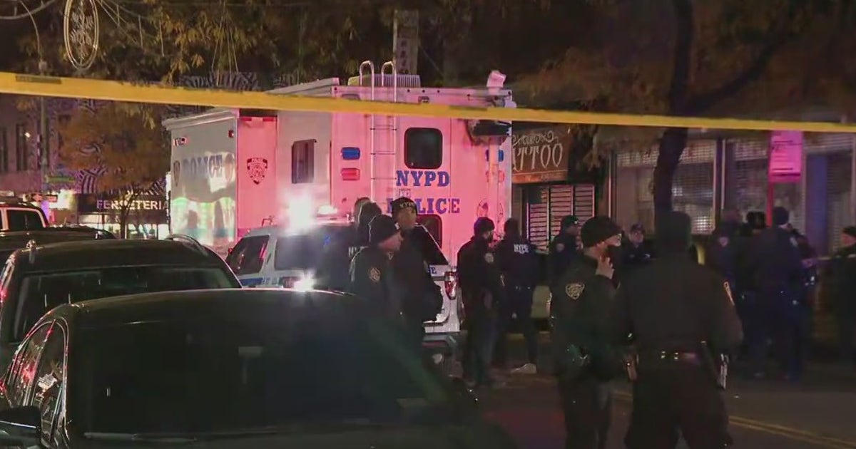 1 of 2 NYPD officers released from hospital after being shot | FOX 5 ...